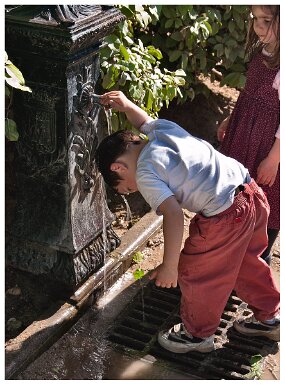 children 2004_0041 null